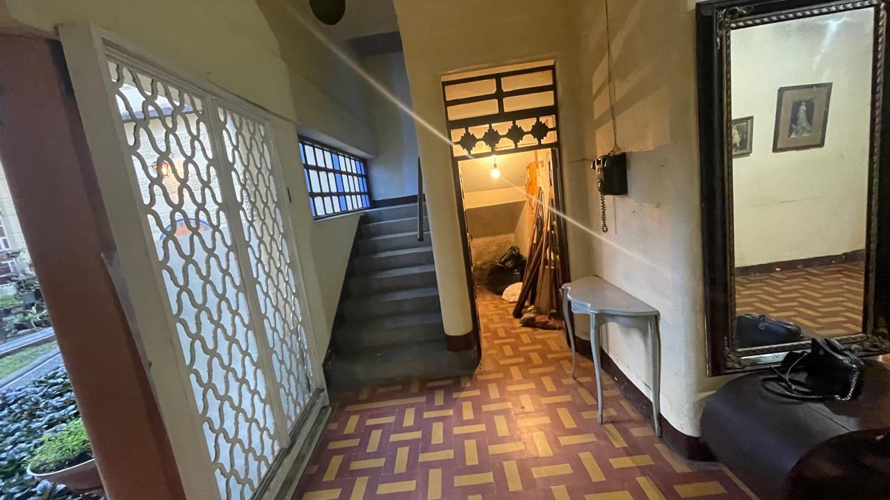 Escaleras - Foto 1 (Primer Piso)